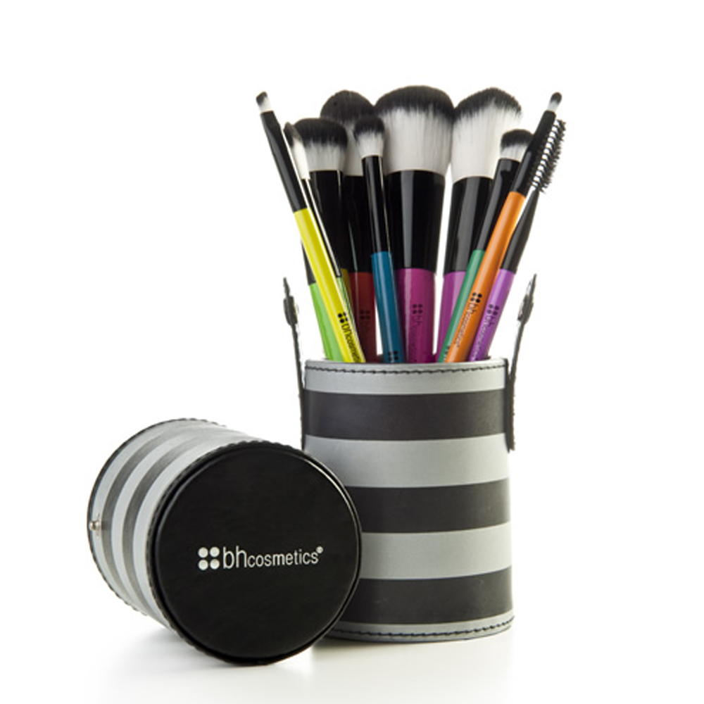 Bộ Cọ Trang Điểm 10 Cây BH Cosmetics Pop Art BHBO44